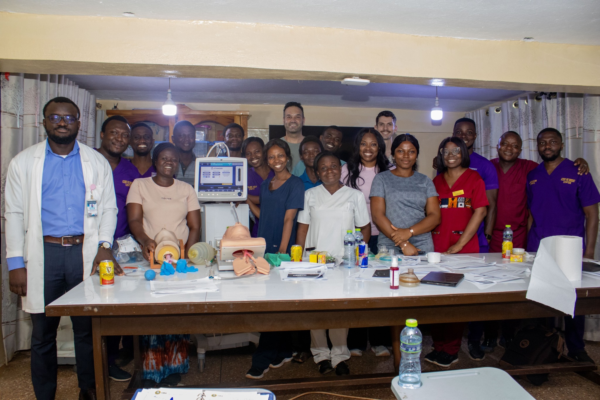 <p>Capacity building on Fundamental Critical Care Support by Operation International, Team Canada</p>