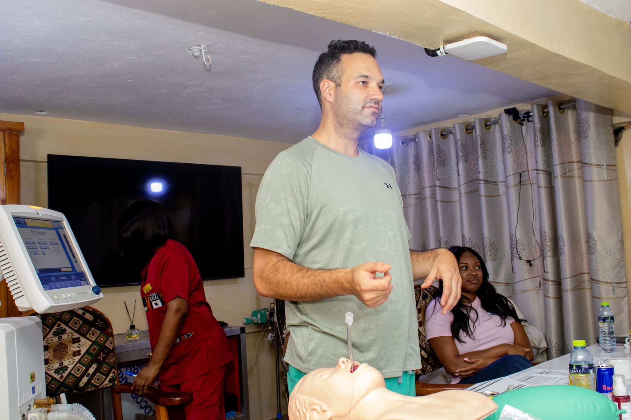 <p>Capacity building on Fundamental Critical Care Support by Operation International, Team Canada</p>